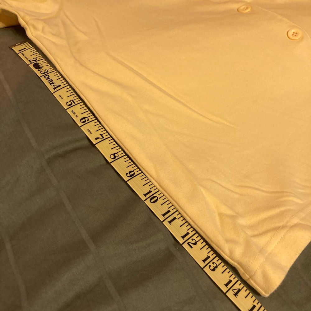 Breckenridge button top with embroidered beach motif - Picture 8 of 8